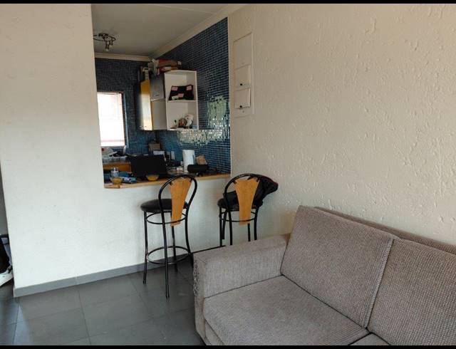 1 BEDROOM TOWNHOUSE FOR SALE IN OBSERVATORY